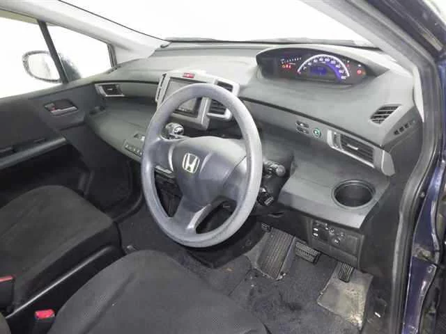 Honda Freed  с аукциона в Японии