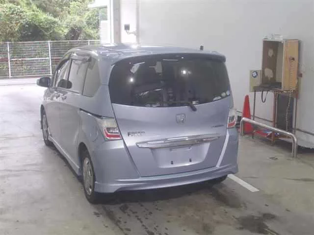 Honda Freed  с аукциона в Японии