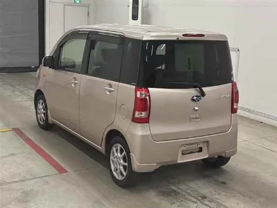 Subaru Lucra