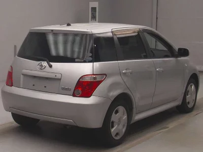 Toyota Ist