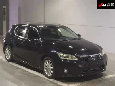 Lexus CT200h