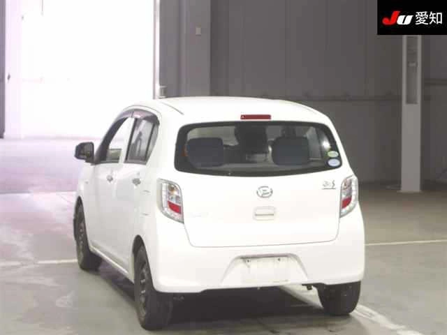 Daihatsu Mira e:S  с аукциона в Японии