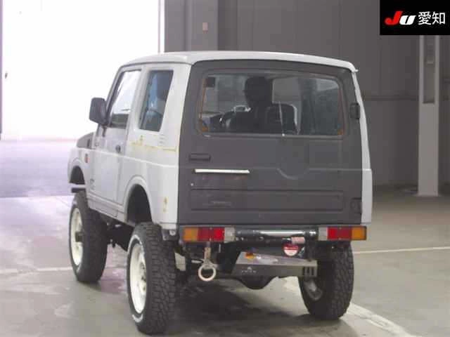 Suzuki Jimny Wide  с аукциона в Японии