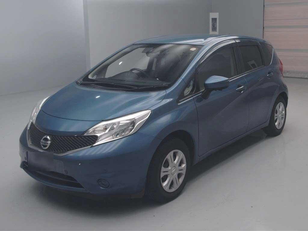 Nissan Note  с аукциона в Японии