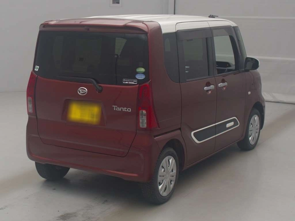 Daihatsu Tanto  с аукциона в Японии