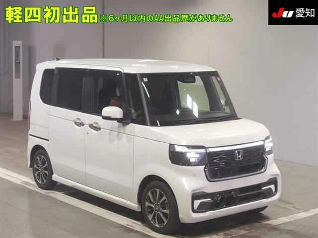 Honda N BOX CUSTOM  с аукциона в Японии