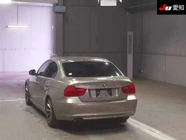 BMW 3-Series  с аукциона в Японии