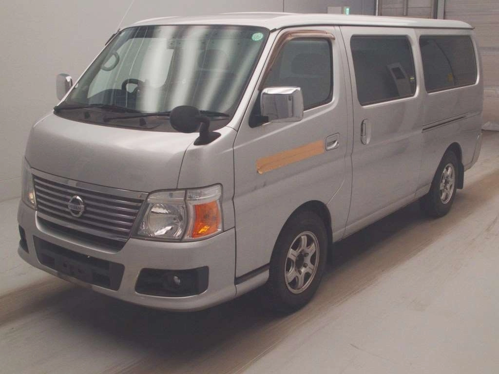 Nissan Caravan  с аукциона в Японии