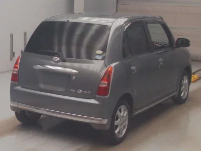 Daihatsu Mira Gino