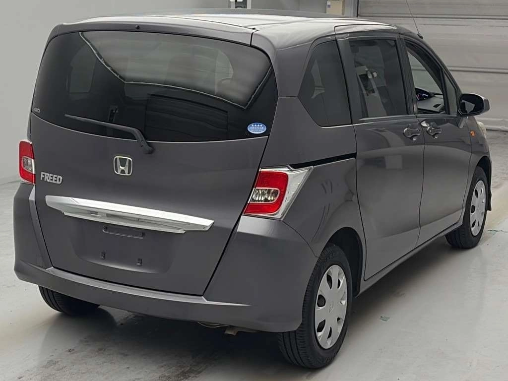 Honda Freed  с аукциона в Японии