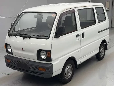 Mitsubishi MINICAB