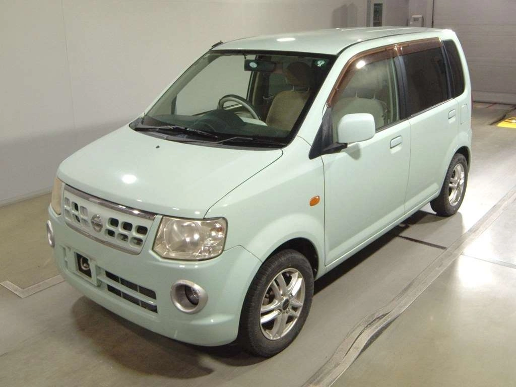Nissan Otti  с аукциона в Японии
