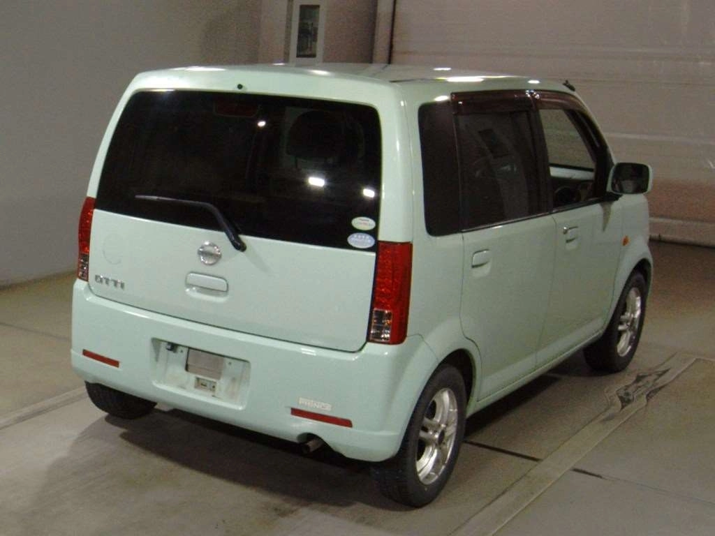 Nissan Otti  с аукциона в Японии