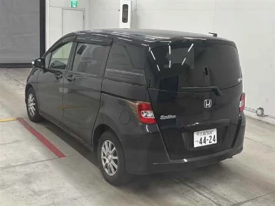 Honda Freed Spike