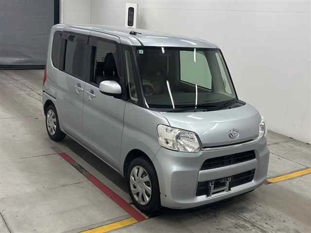 Daihatsu Tanto  с аукциона в Японии