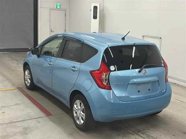 Nissan Note  с аукциона в Японии