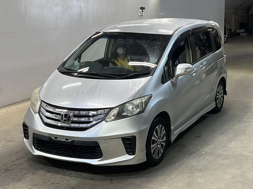 Honda Freed  с аукциона в Японии