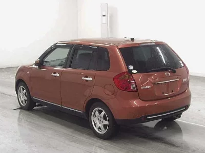 Mazda Verisa