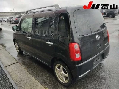 Daihatsu Mira Cocoa