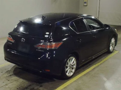 Lexus CT200h
