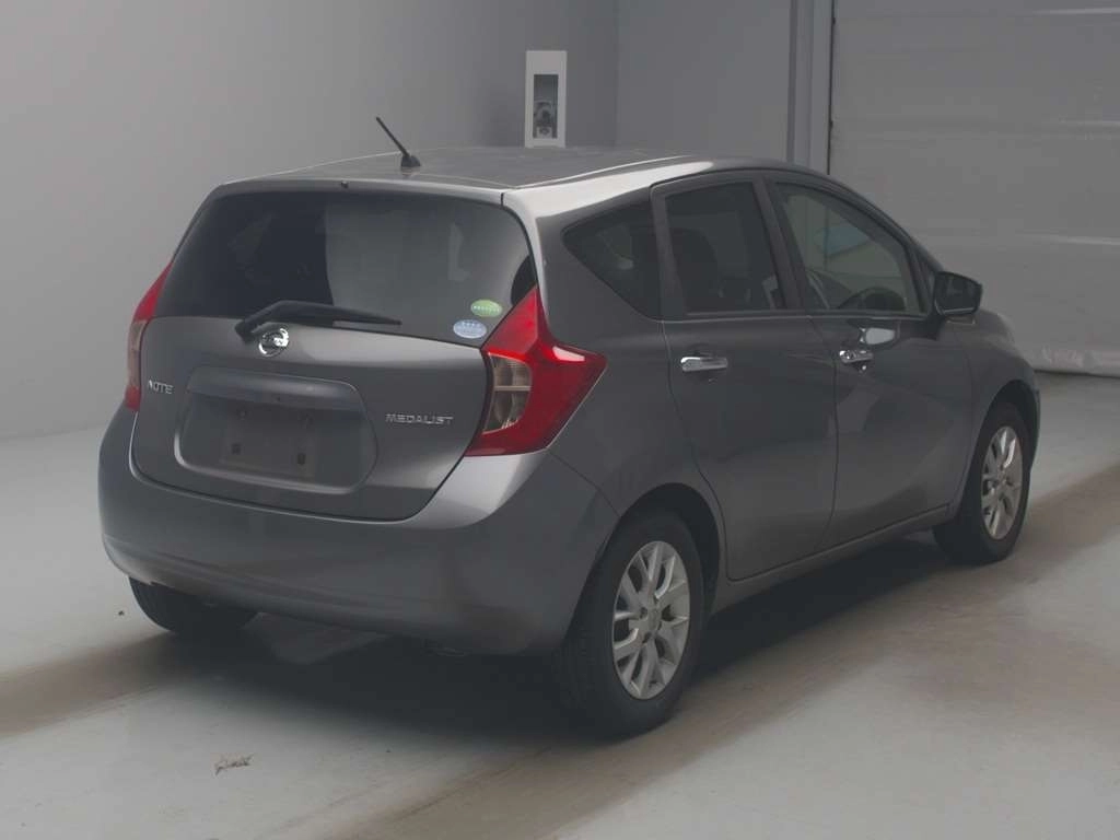 Nissan Note  с аукциона в Японии
