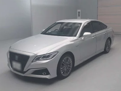 Toyota CROWN HYBRID