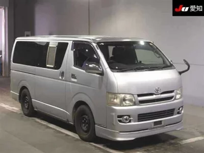 Toyota HiAce Van