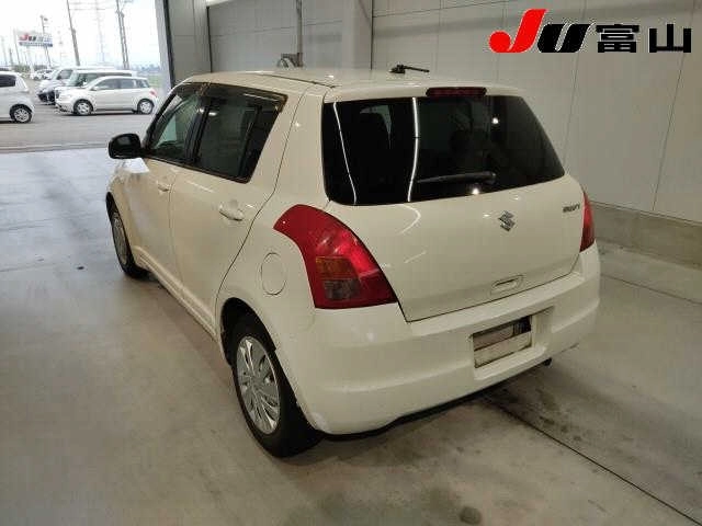 Suzuki Swift  с аукциона в Японии