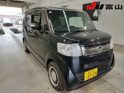 Honda N-Box Slash
