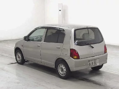 Mitsubishi Minica