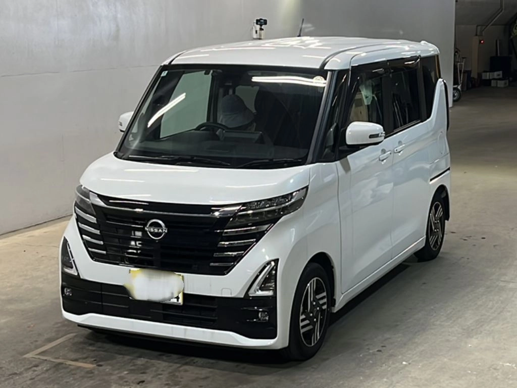 Nissan Roox  с аукциона в Японии