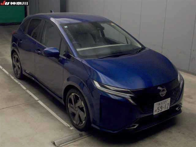 Nissan Aura  с аукциона в Японии