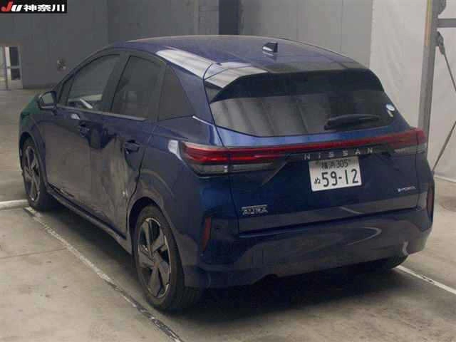 Nissan Aura  с аукциона в Японии