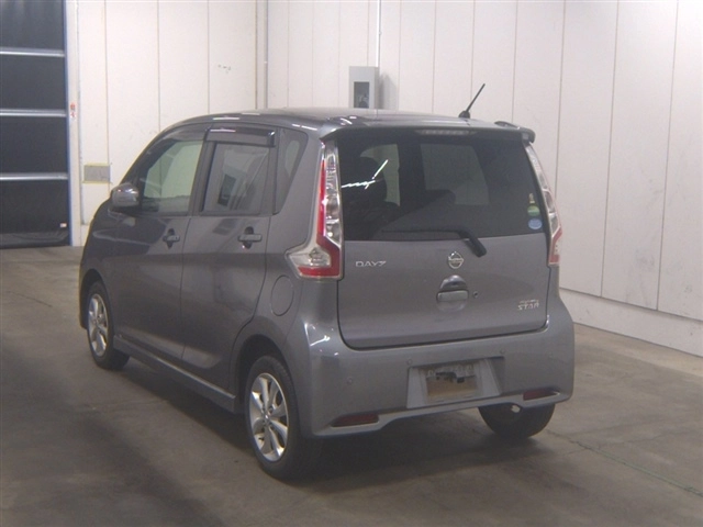 Nissan Dayz  с аукциона в Японии