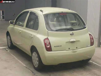 Nissan March