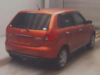 Mazda Verisa