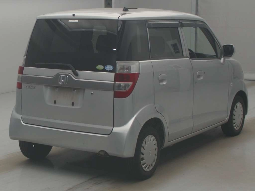 Honda Zest  с аукциона в Японии