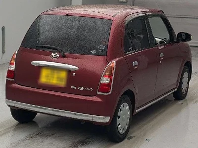 Daihatsu Mira Gino