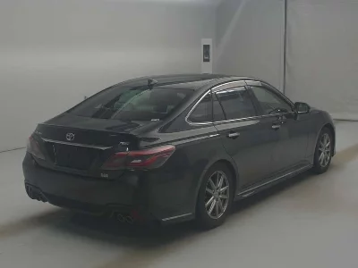 Toyota CROWN HYBRID