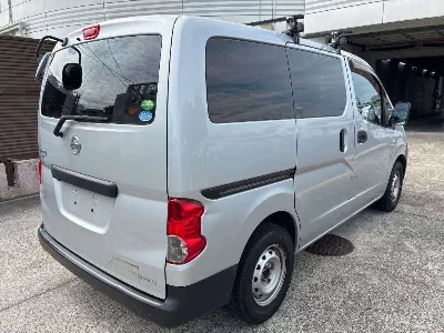 Nissan NV200 VANETTE VAN