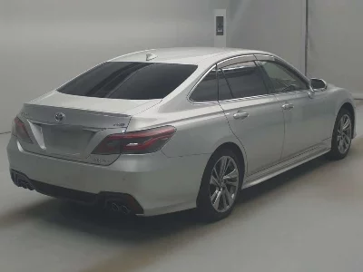 Toyota CROWN HYBRID