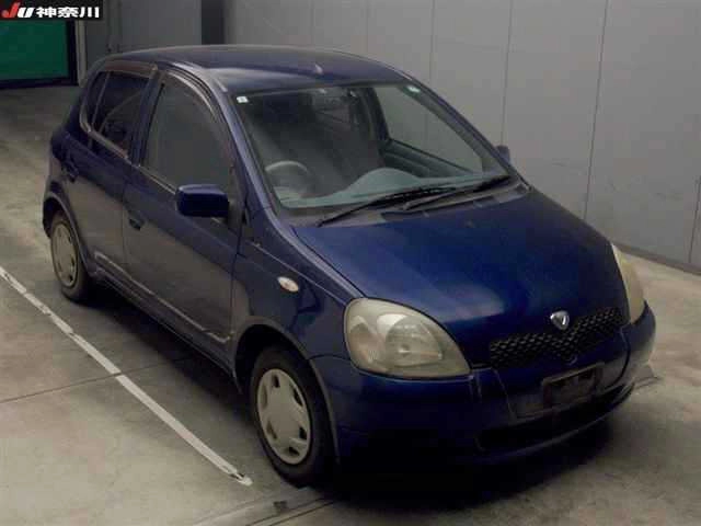 Toyota Vitz  с аукциона в Японии