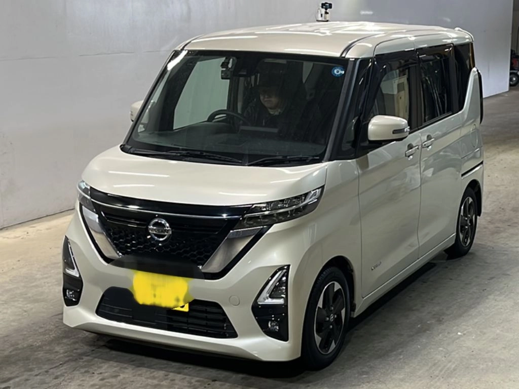 Nissan Note  с аукциона в Японии