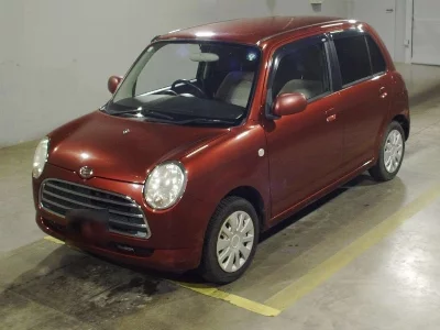 Daihatsu Mira Gino