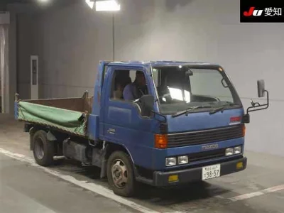 Mazda Titan