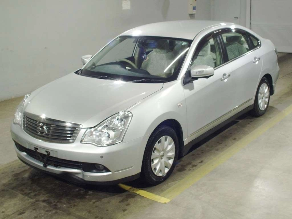 Nissan BLUEBIRD SYLPHY  с аукциона в Японии