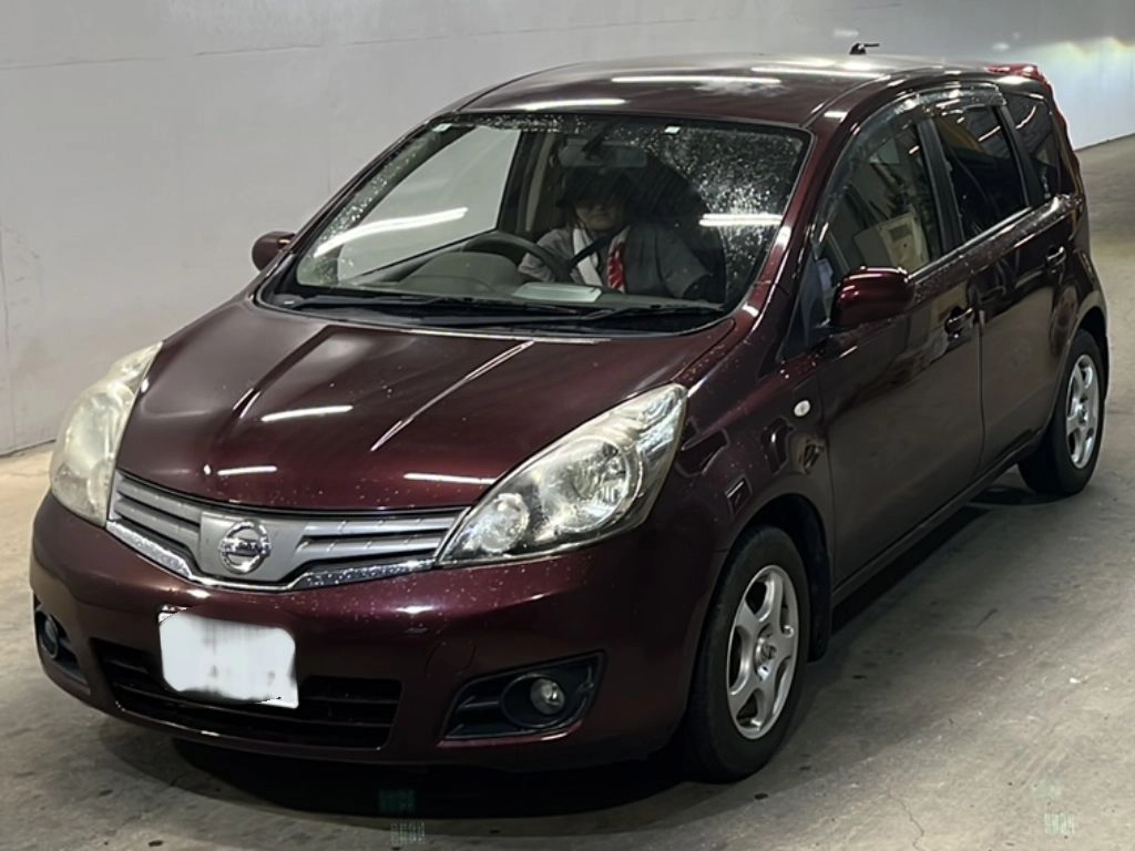 Nissan Note  с аукциона в Японии