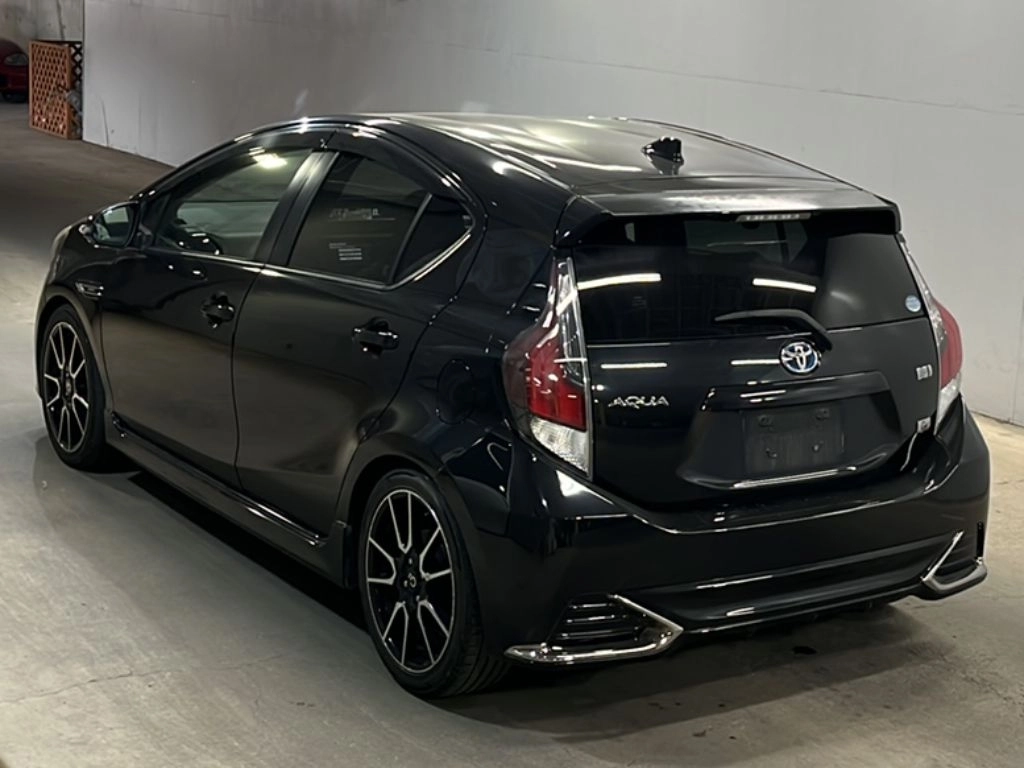 Daihatsu Move  с аукциона в Японии