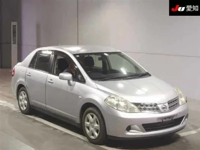 Nissan Tiida Latio