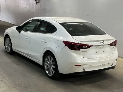 Mazda AXELA HYBRID